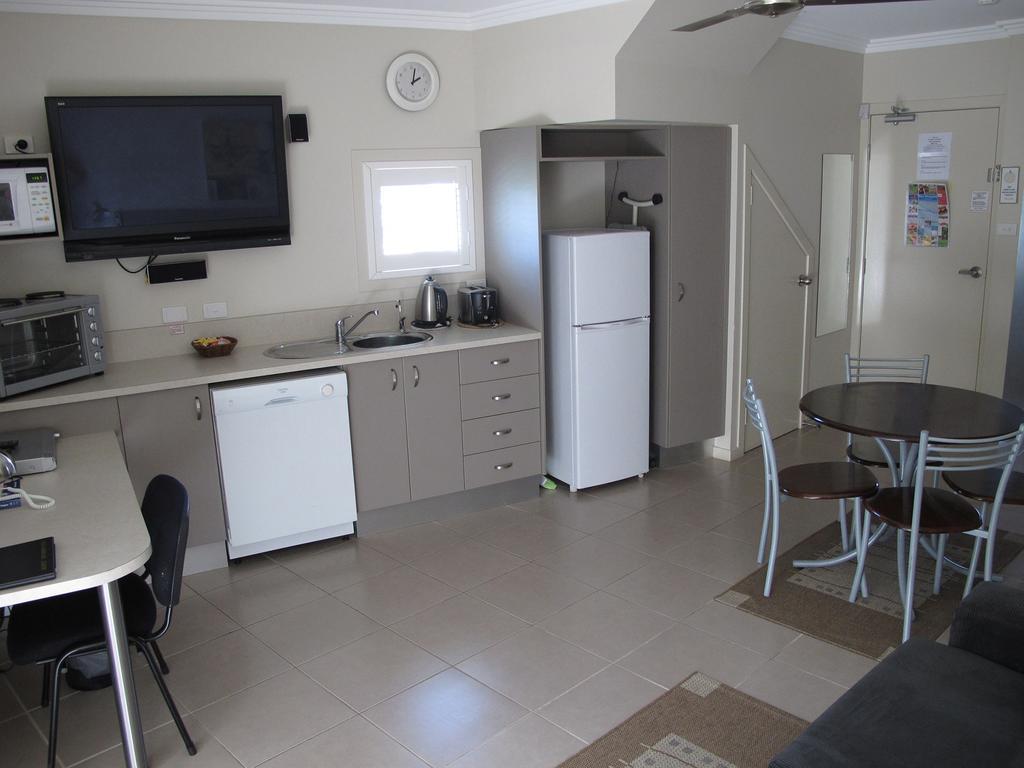 Aston Hill Motor Lodge Port Macquarie Esterno foto