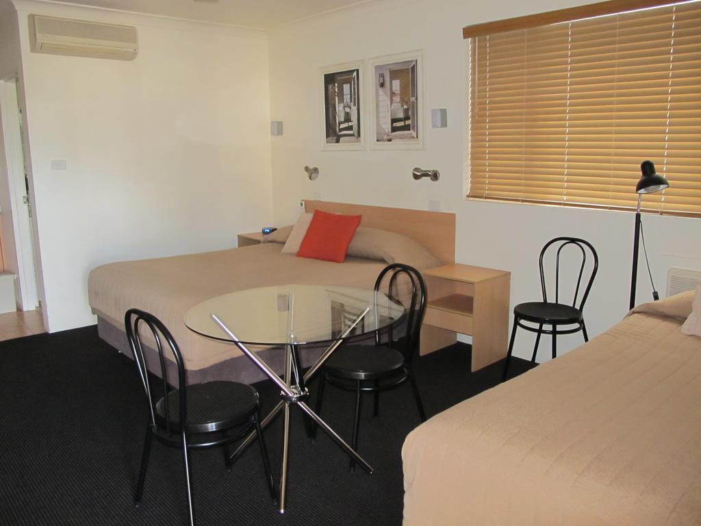 Aston Hill Motor Lodge Port Macquarie Esterno foto